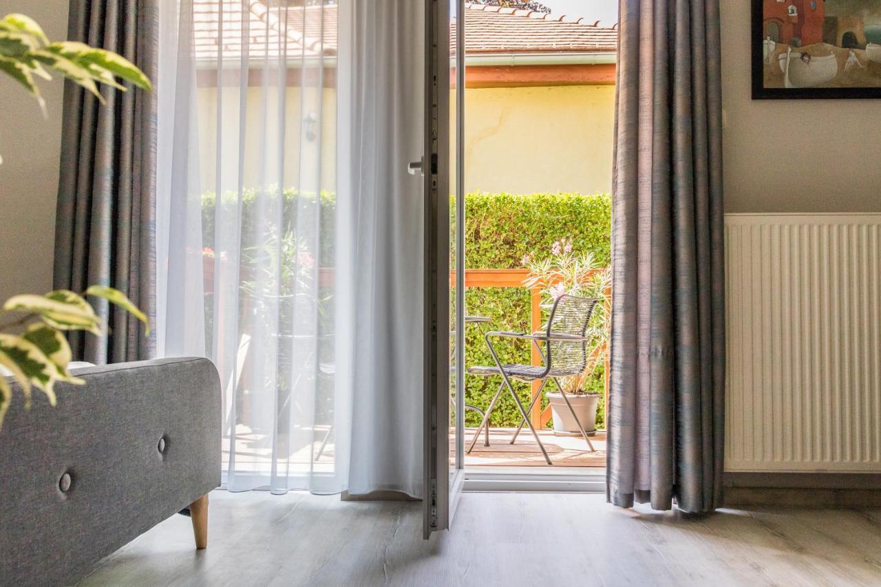 Villa 21 Boutique Rooms Balatonalmádi Dış mekan fotoğraf